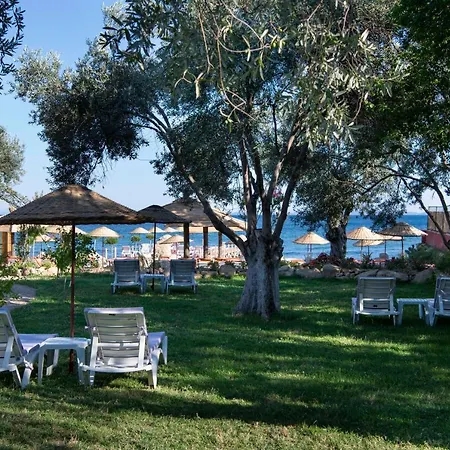 Antique Beach & Bungalow *